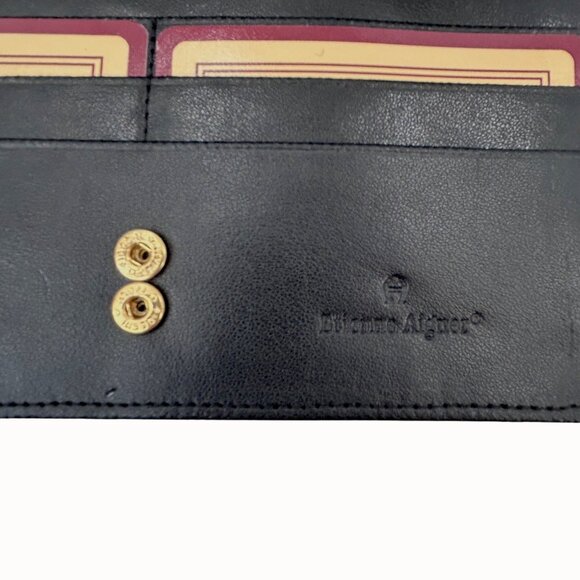 NWOT Etienne Aigner Black Croc-Embossed Leather Foldover Wallet - Picture 6 of 7